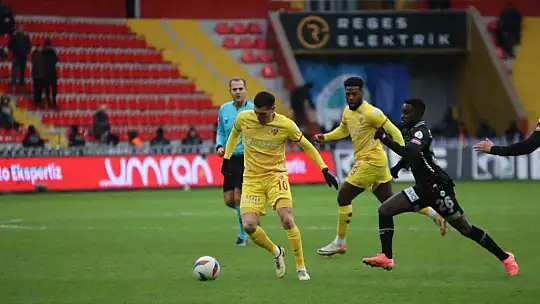 Trendyol Süper Lig: Kayserispor: 3 - Konyaspor: 2 (Maç sonucu)