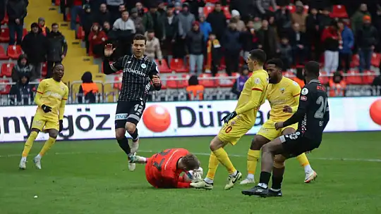 Trendyol Süper Lig: Kayserispor: 3 - Konyaspor: 2 (Maç sonucu)
