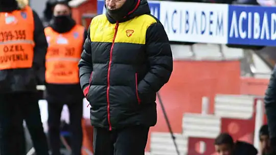 Trendyol Süper Lig: Kayserispor: 1 - Göztepe: 0 (İlk yarı)