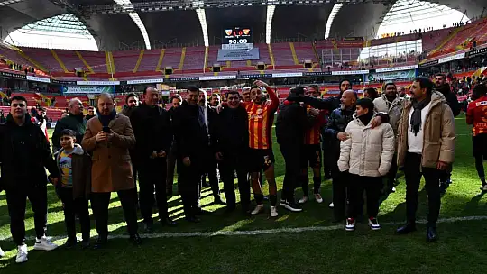 Trendyol Süper Lig: Kayserispor: 1 - Göztepe: 0 (Maç sonucu)