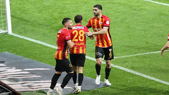 Trendyol Süper Lig: Kayserispor: 2 - Antalyaspor: 1 (İlk yarı)