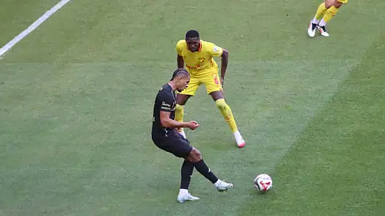 Trendyol Süper Lig: Kayserispor: 0 - Göztepe: 0 (İlk yarı)