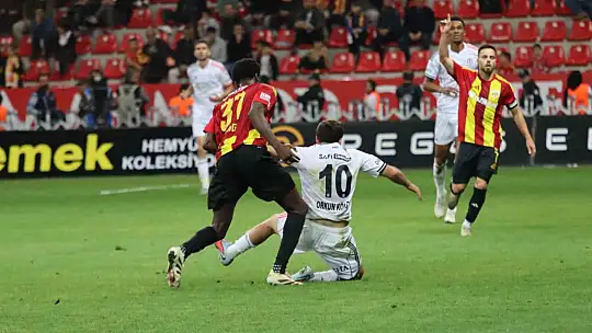 Trendyol Süper Lig: Kayserispor: 0 - Beşiktaş: 4 (Maç sonucu)