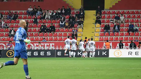 Trendyol Süper Lig: Kayserispor: 0 - Gençlerbirliği: 1 (İlk yarı)