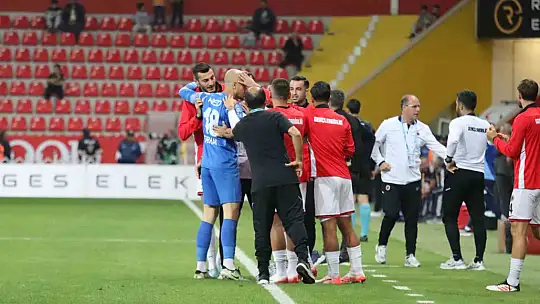 Trendyol Süper Lig: Kayserispor: 0 - Gençlerbirliği: 1 (İlk yarı)