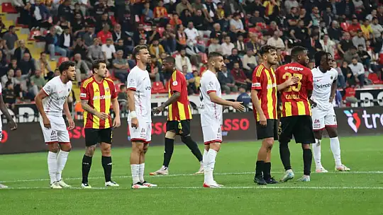 Trendyol Süper Lig: Kayserispor: 0 - Gençlerbirliği: 1 (İlk yarı)