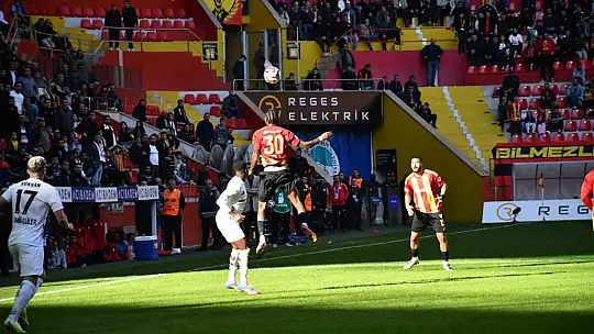 Trendyol Süper Lig: Kayserispor: 0 - Gaziantep FK: 2 (İlk yarı)