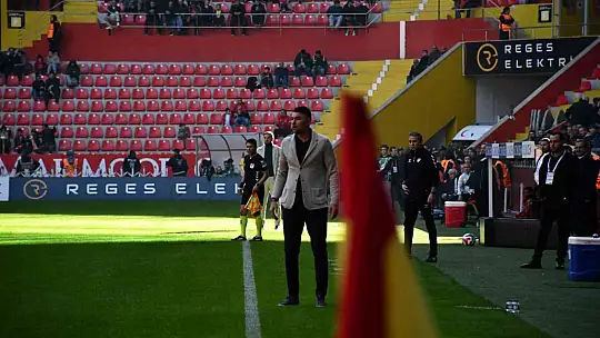 Trendyol Süper Lig: Kayserispor: 0 - Gaziantep FK: 2 (İlk yarı)