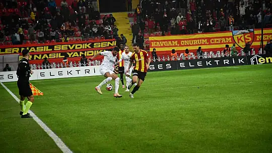 Trendyol Süper Lig: Kayserispor: 0 - Alanyaspor: 0 (İlk yarı)