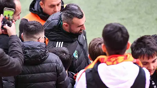 Trendyol Süper Lig: Kayserispor: 0 - Kocaelispor: 0 (İlk yarı)