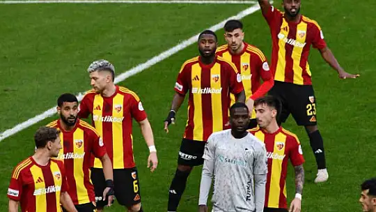 Trendyol Süper Lig: Kayserispor: 1 - Kocaelispor: 2 (Maç sonucu)