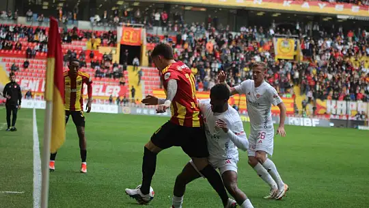 Trendyol Süper Lig: Kayserispor: 0 - Antalyaspor: 0 (Maç devam ediyor)