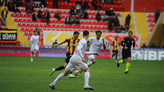 Trendyol Süper Lig: Kayserispor: 0 - Antalyaspor: 0 (İlk yarı)