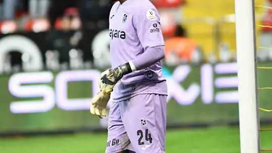 Trendyol Süper Lig: Kayserispor: 0 - Trabzonspor: 1 (Maç devam ediyor)