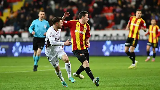 Trendyol Süper Lig: Kayserispor: 0 - Trabzonspor: 2 (İlk yarı)