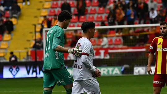 Trendyol Süper Lig: Kayserispor: 0 - Fatih Karagümrük: 0 (İlk yarı)