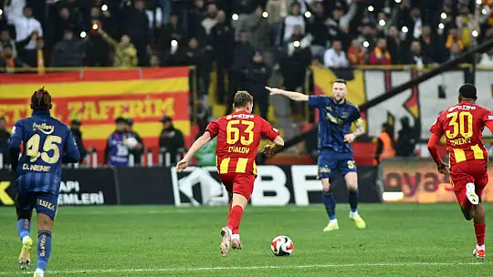 Trendyol Süper Lig: Kayserispor: 0 - Fenerbahçe: 1 (İlk yarı)