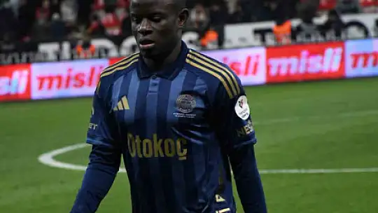 Trendyol Süper Lig: Kayserispor: 0 - Fenerbahçe: 1 (İlk yarı)