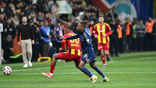Trendyol Süper Lig: Kayserispor: 0 - Fenerbahçe: 1 (İlk yarı)