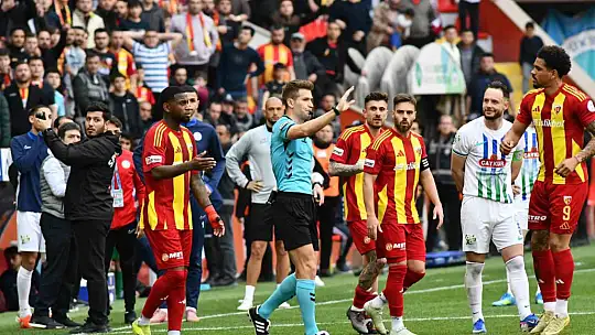 Trendyol Süper Lig: Kayserispor: 0 - Çaykur Rizespor: 0 (İlk yarı)
