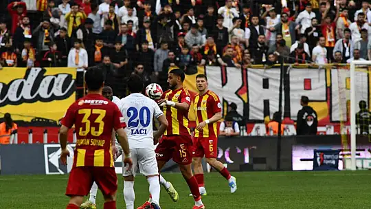 Trendyol Süper Lig: Kayserispor: 0 - Çaykur Rizespor: 0 (İlk yarı)