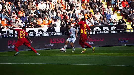 Trendyol Süper Lig: Kayserispor: 0 - Çaykur Rizespor: 0 (İlk yarı)