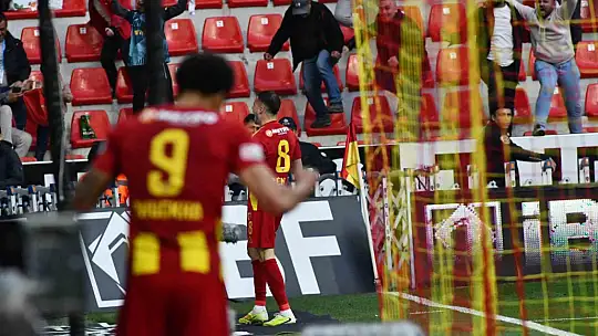 Trendyol Süper Lig: Kayserispor: 2 - Çaykur Rizespor: 0 (Maç sonucu)