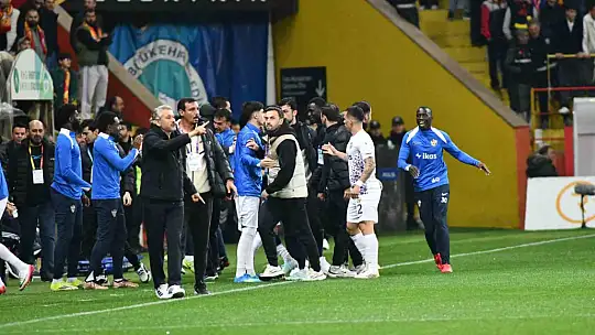 Trendyol Süper Lig: Kayserispor: 0 - Eyüpspor: 1 (Maç devam ediyor)