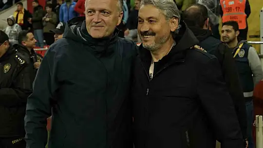 Trendyol Süper Lig: Kayserispor: 0 - Eyüpspor: 1 (İlk yarı)