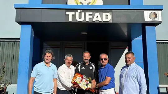 TÜFAD Kayseri Şubesi'nden Adem Çak'a 'hoşgeldin' çiçeği