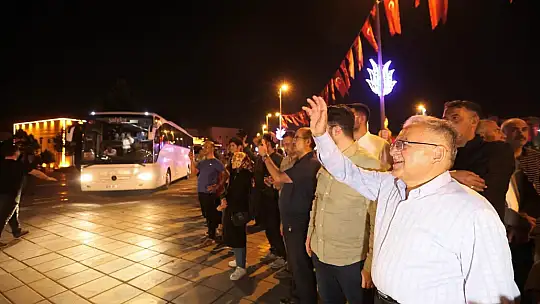 TÜGVA Yaz Okulları Şenliği'ne katılacak Kayseri heyeti uğurlandı