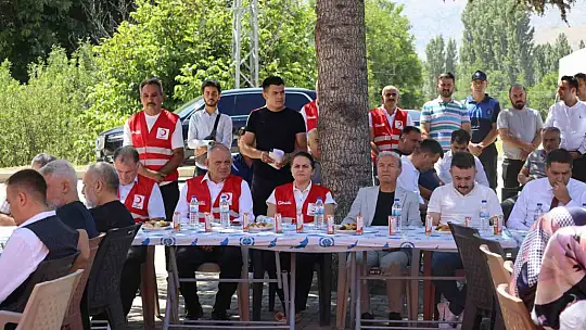 Türk Kızılay Yahyalı Gönüllü Merkezi açıldı