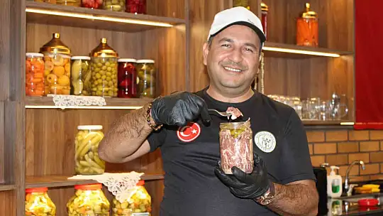 Türkiye'de ilk: Pastırmanın turşusu yapıldı
