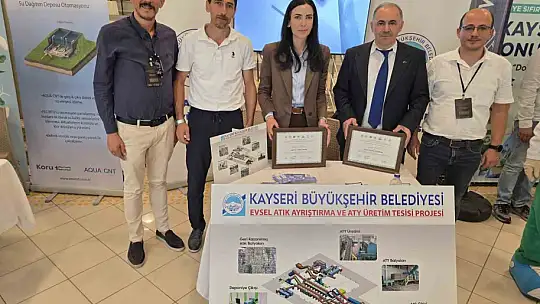 Türkiye Sıfır Atık Çalıştayı Sonuç Konferansı'nda Kayseri Büyükşehir'e teşekkür plaketi