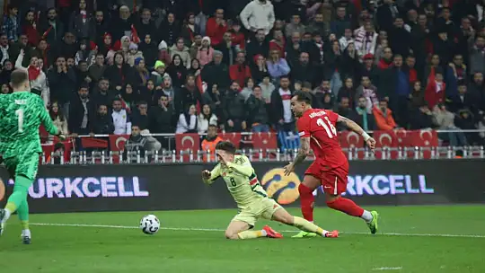UEFA Uluslar Ligi: Türkiye: 0 - Galler: 0 (İlk yarı)