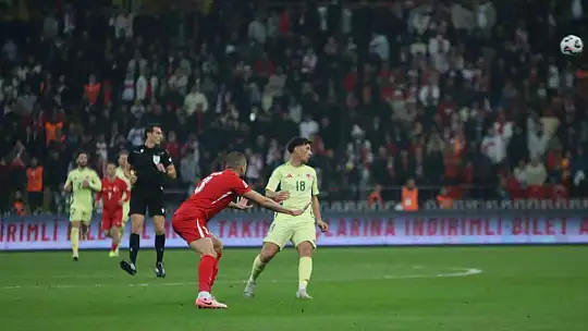 UEFA Uluslar Ligi: Türkiye: 0 - Galler: 0 (İlk yarı)