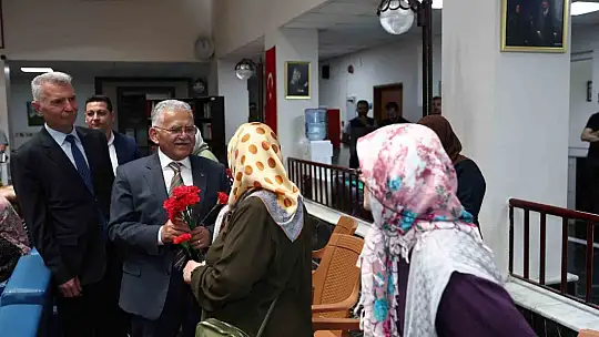 Ulu Çınarlar'a anlamlı bayram ziyareti