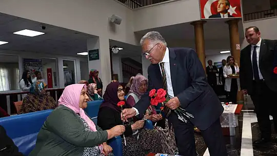 Ulu Çınarlar'a anlamlı bayram ziyareti
