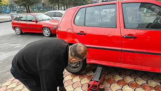 Ustasından kış lastiği uyarısı: 'Can güvenliğimiz için lastiklerimizi taktıralım'