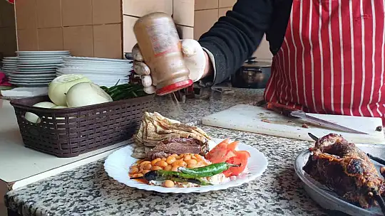 Ustasından tandır kebabı tarifi iştah kabartıyor