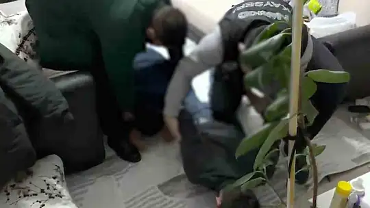 Uyuşturucu tacirleri böyle yakalandı