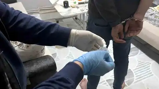Uyuşturucu tacirleri böyle yakalandı