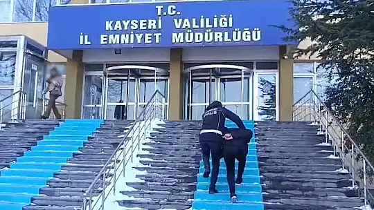 Uyuşturucudan aranan şahıs sığınakta yakalandı