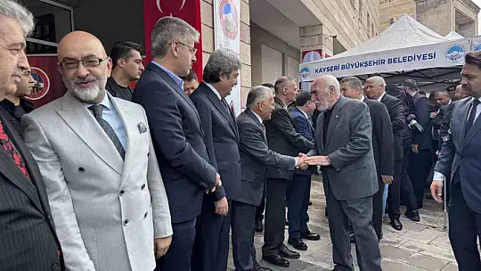 Vali Çiçek: 'Bayramlarda en büyük endişemiz trafik kazaları'