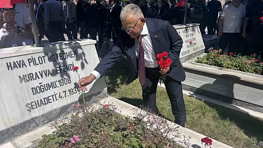 Vali Çiçek: 'Eğer şehitlerimiz haklarını bize helal etmezlerse aldığımız nefes haram olur'