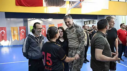 Vali Çiçek: 'ERVA, devasa bir meydan okumadır'