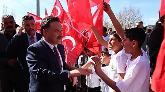 Vali Çiçek: 'ERVA Spor Okulları'na kayıtlar artık bir tık ötede'