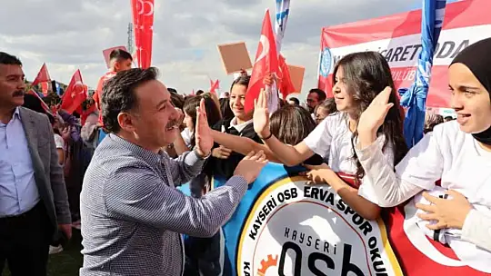 Vali Çiçek: 'ERVA Spor Okulları'na kayıtlar artık bir tık ötede'