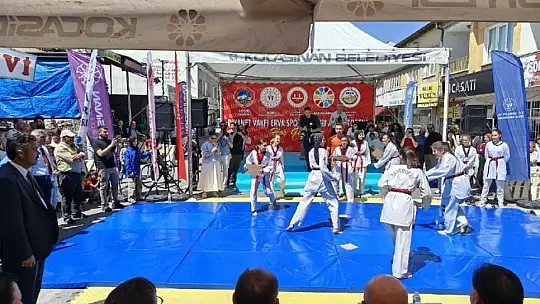 Vali Çiçek: 'ERVA Spor Okulu öğrencilerimizin hep arkasında olacağız'