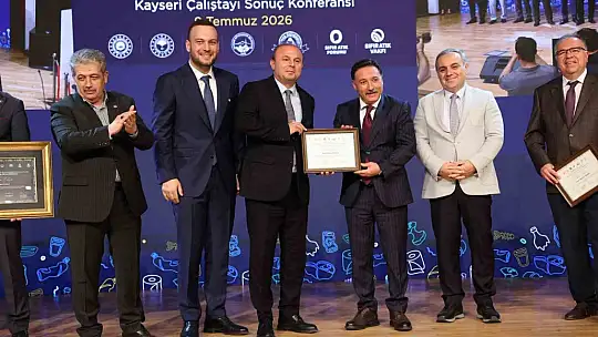 Vali Çiçek: 'Yeşil Mutabakat ve sıfır atıkla ilgili çalışmalar bizim şehrimiz için hayati önemdedir'